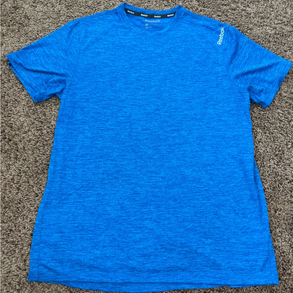 Reebok Men's SPEEDWICK Moisture Wicking Medium Short Sleeve T Shirt Blue EUC